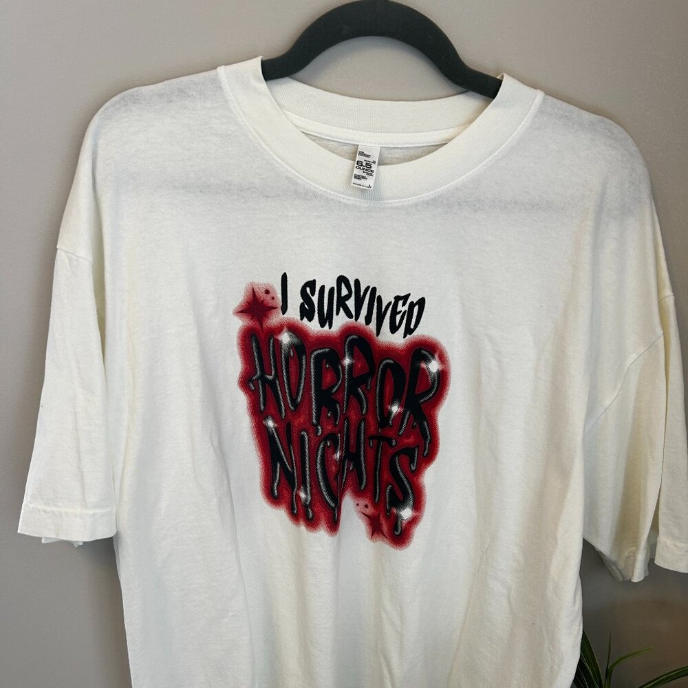 Universal Halloween Horror Nights T Shirt in White Size L